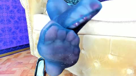 skarlettbarnes online show from September 19, 12:26 pm