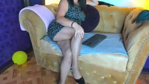 skarlettbarnes online show from September 9, 1:33 pm