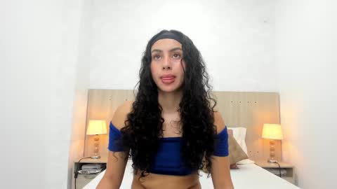 Irem Lopez online show from March 10, 11:23 am