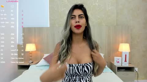 Noa online show from December 29, 11:40 am