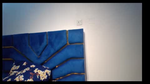 skinnyasssexyboobs online show from November 6, 6:25 pm