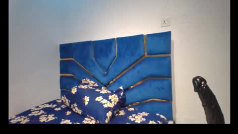 skinnyasssexyboobs online show from November 26, 5:03 pm