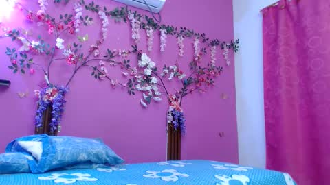 barbi online show from March 18, 1:43 am