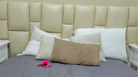 SkinnyGirl online show from December 20, 7:18 pm