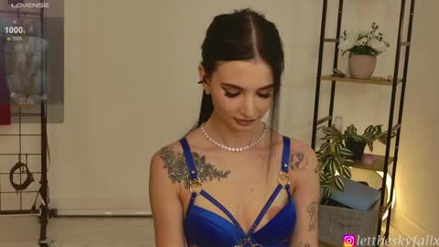Eliza online show from May 29, 11:46 pm