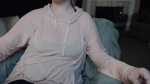 SKYLE   online show from March 22, 8:53 am