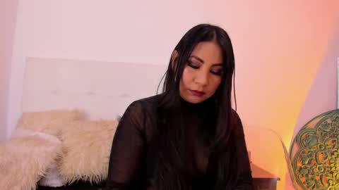 skydarkblue online show from February 25, 1:30 am