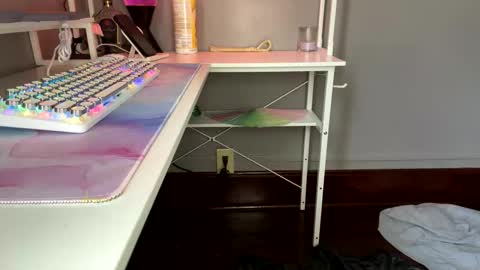 Sky  online show from November 27, 7:17 pm