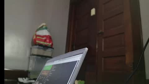 Snapshot of skyiswoke chatting on September 23, 12:09 am Sky online show from September 23, 12:09 am