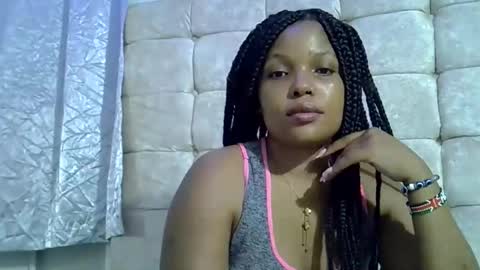 Snapshot of skylight_xoxo chatting on October 20, 10:18 am skylight_xoxo online show from October 20, 10:18 am