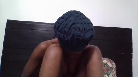 Snapshot of slim_l2 chatting on October 11, 10:45 pm slim_l2 online show from October 11, 10:45 pm
