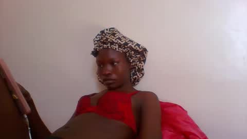 Snapshot of slimdiva chatting on October 15, 6:16 am slimdiva online show from October 15, 6:16 am