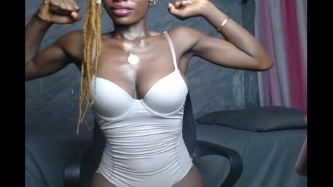 slimzyx online show from March 7, 7:27 pm