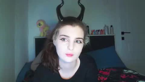 sloomonata online show from October 31, 2:24 am