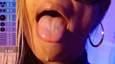 Snapshot of sloppylucy chatting on January 16, 2:19 pm SloppyLucy online show from January 16, 2:19 pm