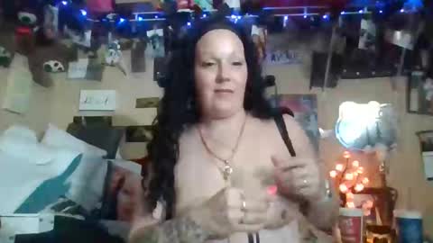 slutqueen_love online show from December 1, 2:59 am