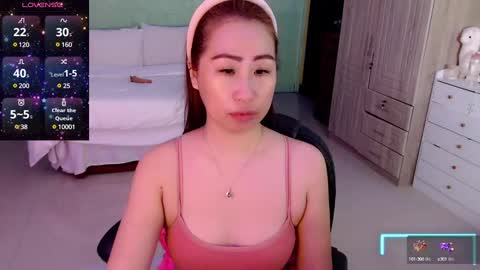 slutty asian-- online show from February 18, 1:21 am