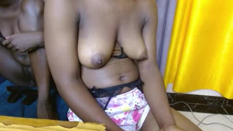 Snapshot of slutty_charmz chatting on October 11, 8:30 am Bree online show from October 11, 8:30 am