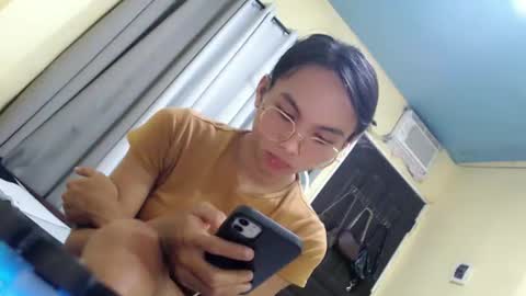 CHIE CHIE online show from February 8, 9:13 am