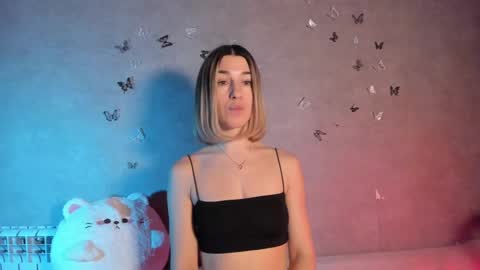 Melani online show from February 23, 8:39 pm