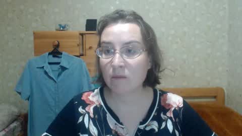 smart_rose online show from October 28, 8:35 pm