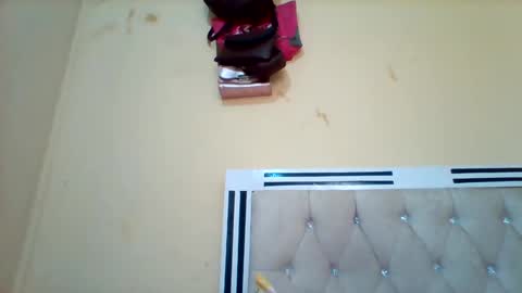 Snapshot of smartqueen1 chatting on March 5, 12:00 pm Katerina online show from March 5, 12:00 pm