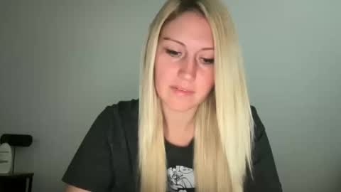 smexxii93 online show from October 20, 2:31 pm