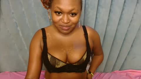 smiley_berry online show from January 14, 2:38 am