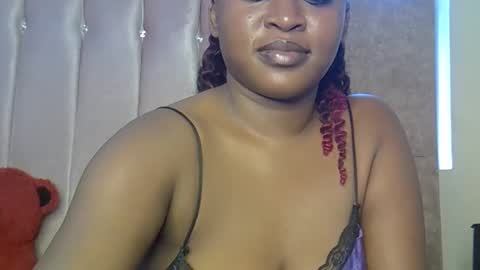 smiley_berry online show from October 30, 2:07 pm