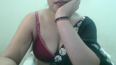 smiley online show from April 1, 1:41 pm