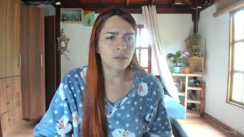 Snapshot of smilingsalor chatting on February 4, 4:18 pm SmilingSalor online show from February 4, 4:18 pm