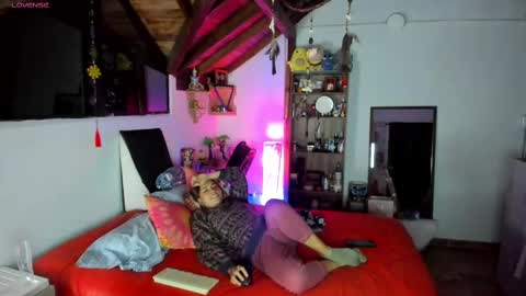 Snapshot of smilingsalor chatting on October 30, 2:47 am SmilingSalor online show from October 30, 2:47 am