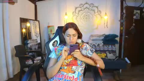 Snapshot of smilingsalor chatting on December 17, 2:44 am SmilingSalor online show from December 17, 2:44 am