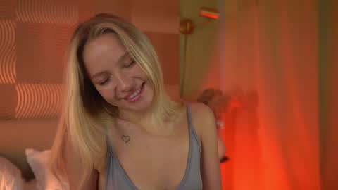 Candice Snow online show from December 27, 12:34 pm