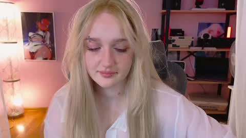 Ellie online show from May 9, 5:53 am
