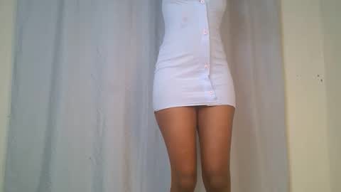 snowfox254 online show from November 14, 2:44 am