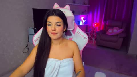 snowingwinter online show from November 25, 11:05 pm