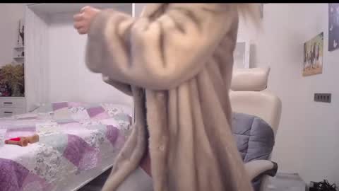 Monna online show from February 11, 1:34 pm