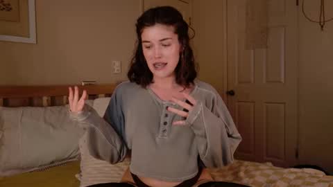 Julia    online show from February 2, 11:04 pm