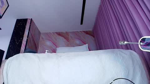 Sofia online show from April 14, 3:06 am