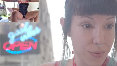Snapshot of sofi_mora chatting on September 10, 2:50 pm Sofi Mora online show from September 10, 2:50 pm