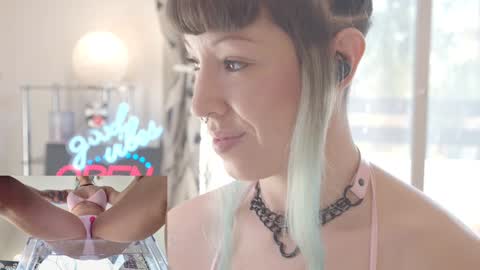 Snapshot of sofi_mora chatting on February 5, 3:53 pm Sofi Mora online show from February 5, 3:53 pm