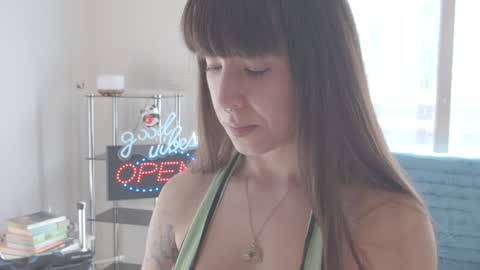 Snapshot of sofi_mora chatting on December 15, 2:59 pm Sofi Mora online show from December 15, 2:59 pm
