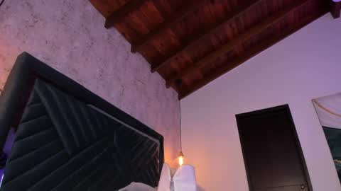 Sofi online show from October 3, 11:59 am