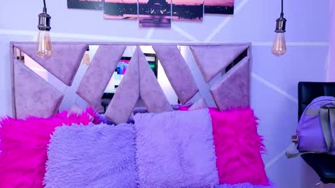 Sofi Noa online show from October 3, 11:59 am