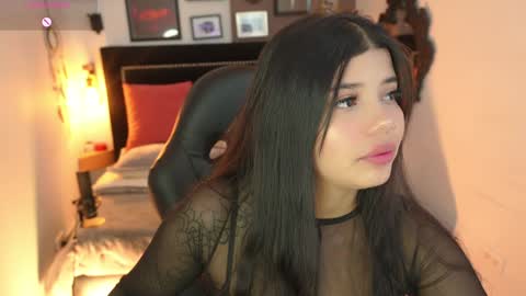   online show from December 15, 3:53 pm