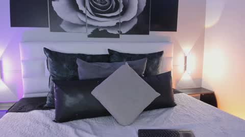 sofi_sp online show from November 15, 11:55 am