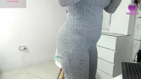 sofia vene  online show from November 18, 1:34 pm