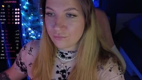 Snapshot of sofia__fairy chatting on December 25, 8:18 am Sofia Lush is active PVT is open Welcome to the world of pleasure online show from December 25, 8:18 am