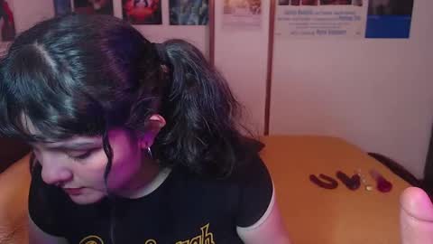 Sofi online show from March 8, 8:57 pm